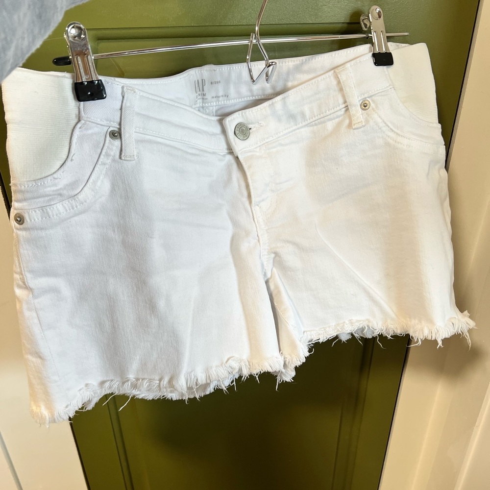 Gap maternity jean shorts